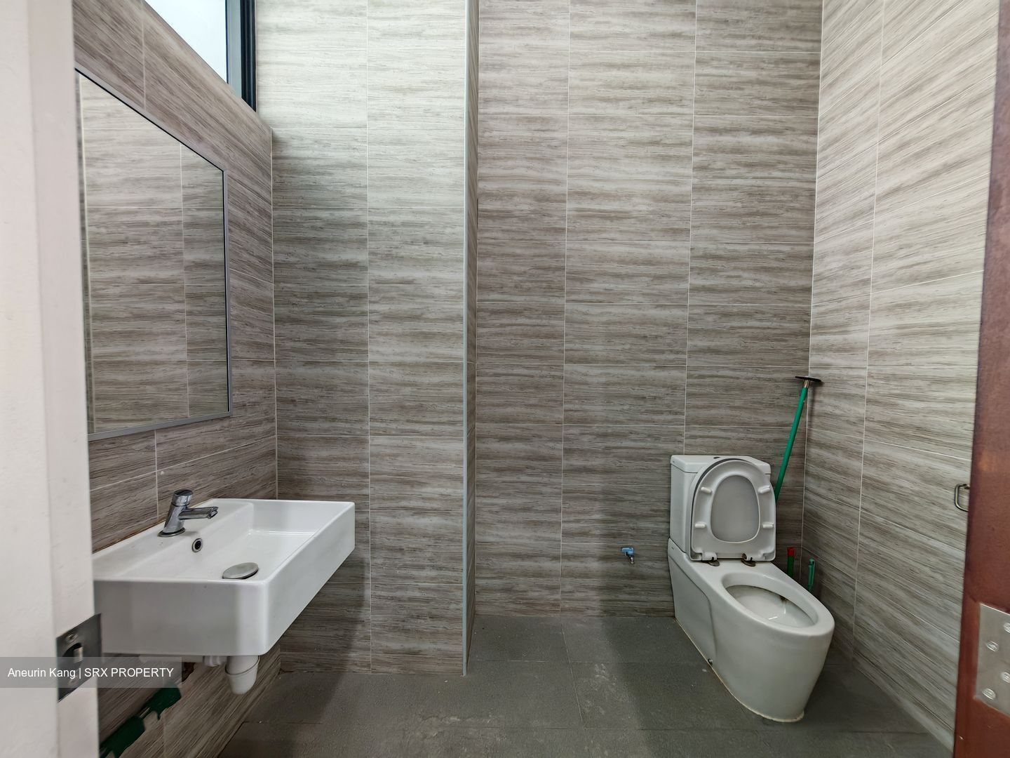 Interlocal Centre (D5), Factory #466480111